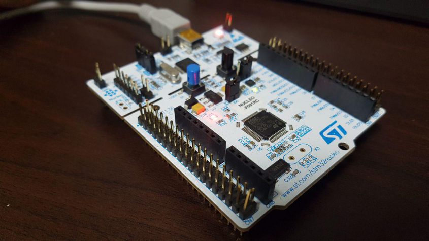 STM32F0 CUBEMX LED 가지고 놀기 - DKMIN | 초기설정 및 코드 작성